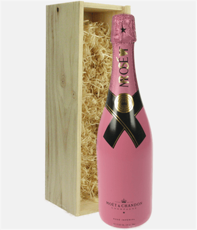 Moet Rose Pink Tag